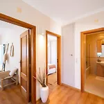 Villa Serenity Tapada - Pool, Cinema & Gym *