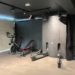 Villa Serenity Tapada - Pool, Cinema & Gym