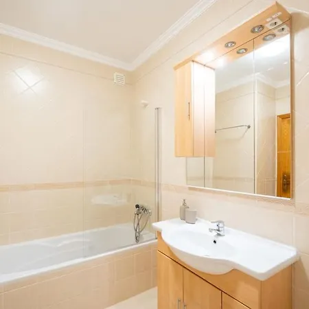 Serenity Tapada - Pool, Cinema & Gym *