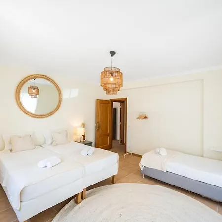 Serenity Tapada - Pool, Cinema & Gym Nazaré