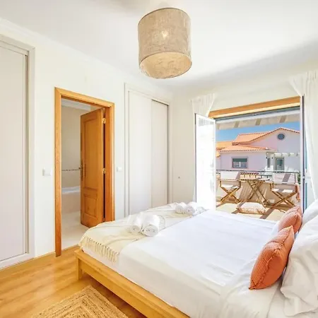 Serenity Tapada - Pool, Cinema & Gym Villa